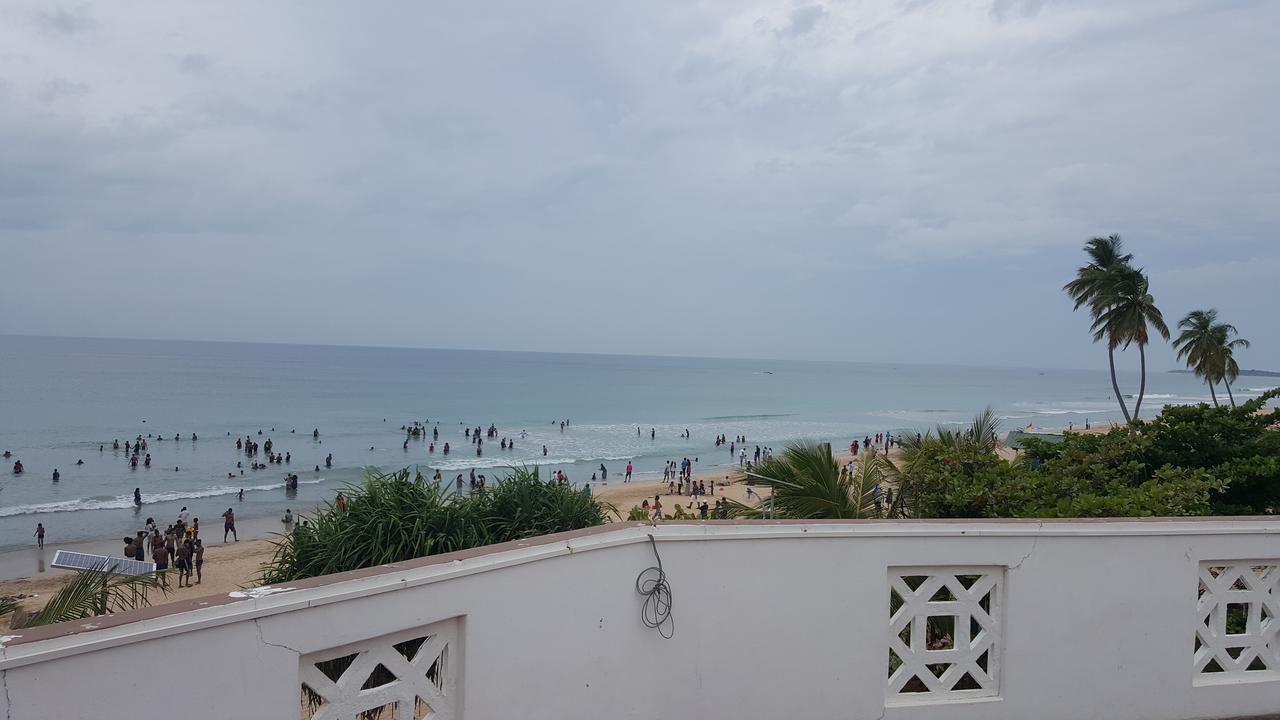 Sea View Beach Hotel Nilaveli Exterior photo